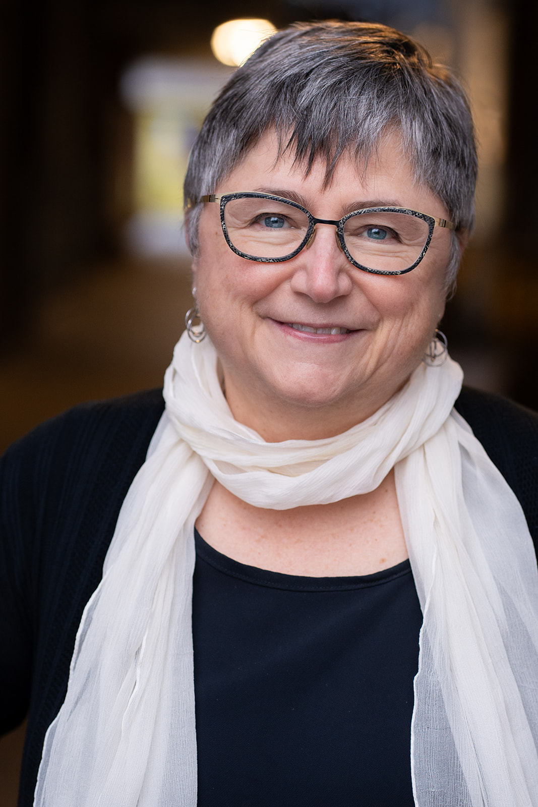 Headshot photo of Dr. Tracy Monk